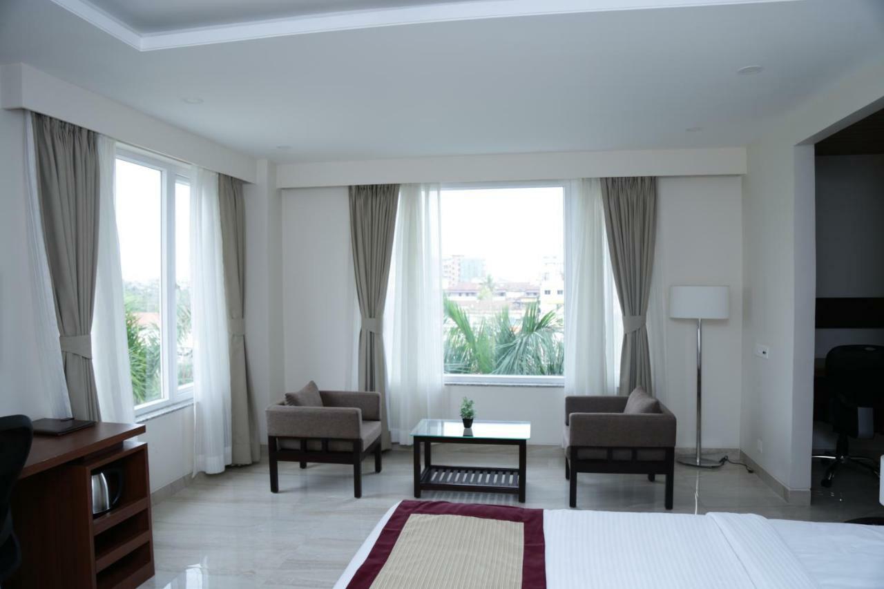 Prism A Boutique Hotel Jorhāt Dış mekan fotoğraf