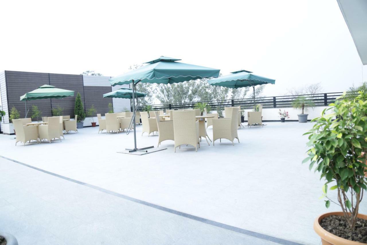 Prism A Boutique Hotel Jorhāt Dış mekan fotoğraf