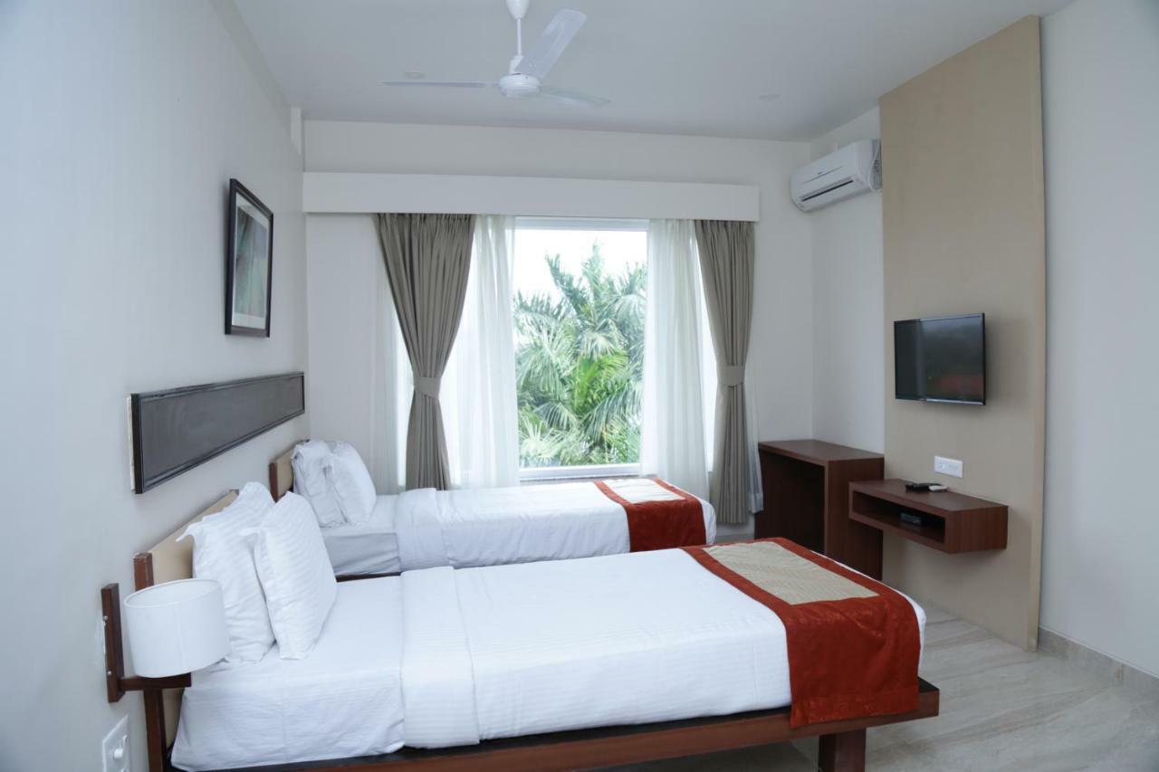 Prism A Boutique Hotel Jorhāt Dış mekan fotoğraf